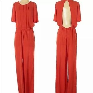 BCBG MAXAZRIA BRIGHT RED JUMPSUIT sz XS